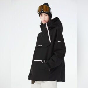 CAPELIN CREW Women's Ace Pullover Oversized Snowboard Jacket